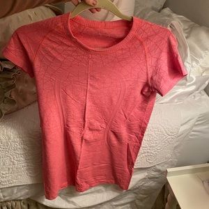 Lululemon relaxed run short sleeve